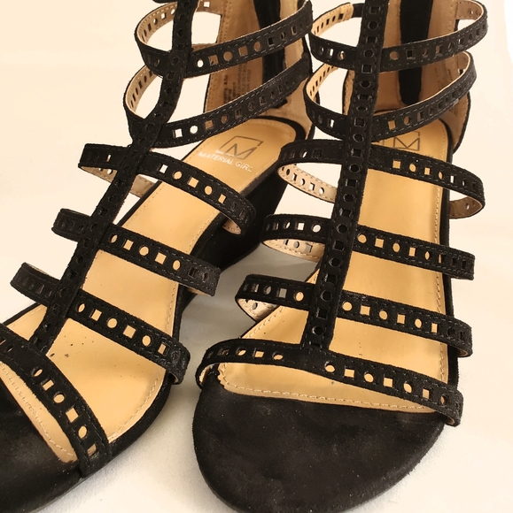 Material Girl NWT Black Gladiator Sandals - Picture 2 of 8